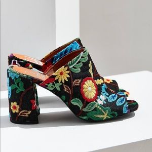 UO Crosswalk Embroidered Mules size 8 / 38